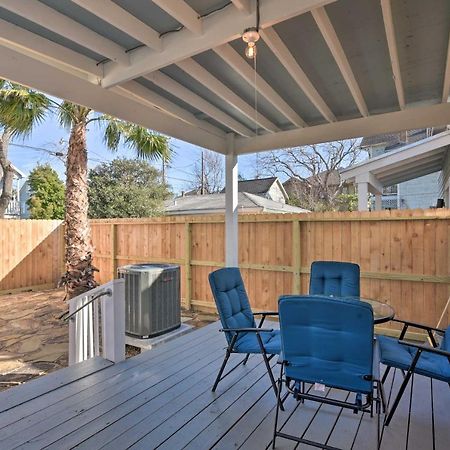 Bright Galveston Cottage Close To Beach And Strand Bagian luar foto